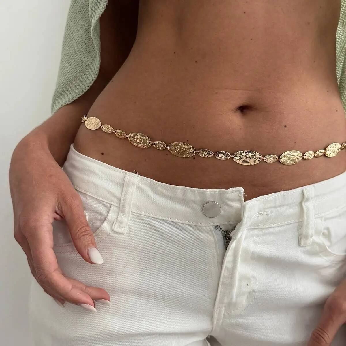 Vintage Fashion Trends 2026 - IngeSight.Z Простая винтажная металлическая цепочка на