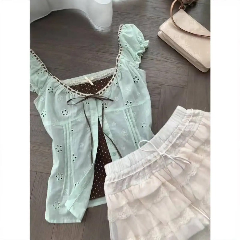 Элегантные женские футболки с  – обзор и цена Vintage Fashion Trends 2026